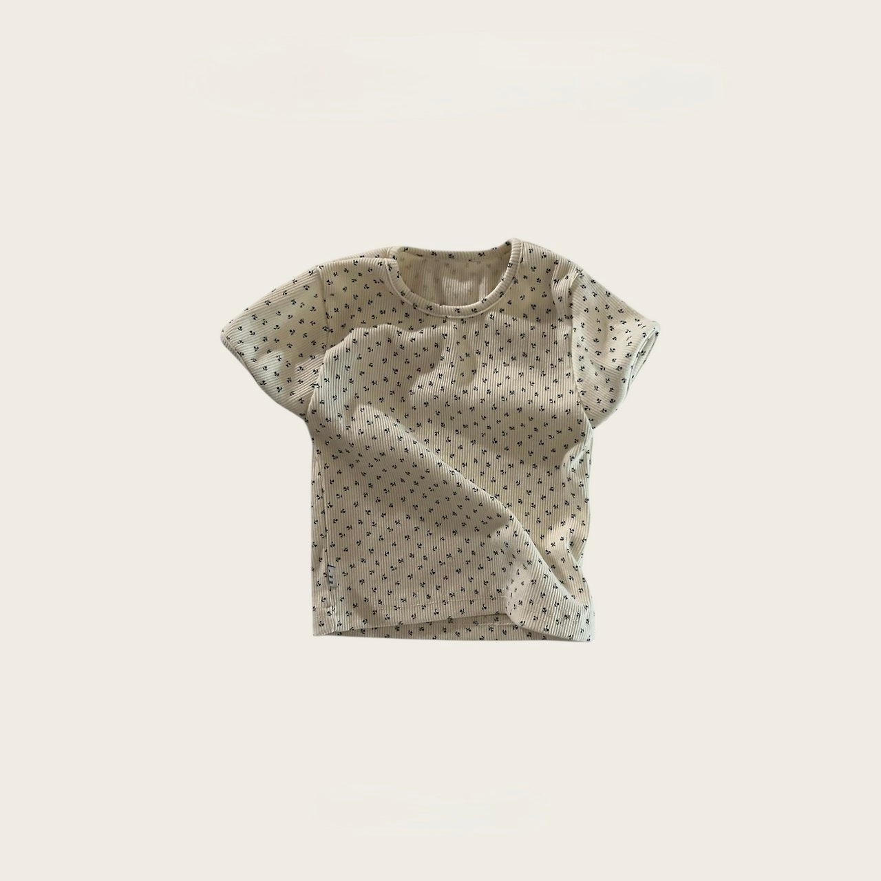 
                  
                    【リクエスト販売】flower roundT
                  
                
