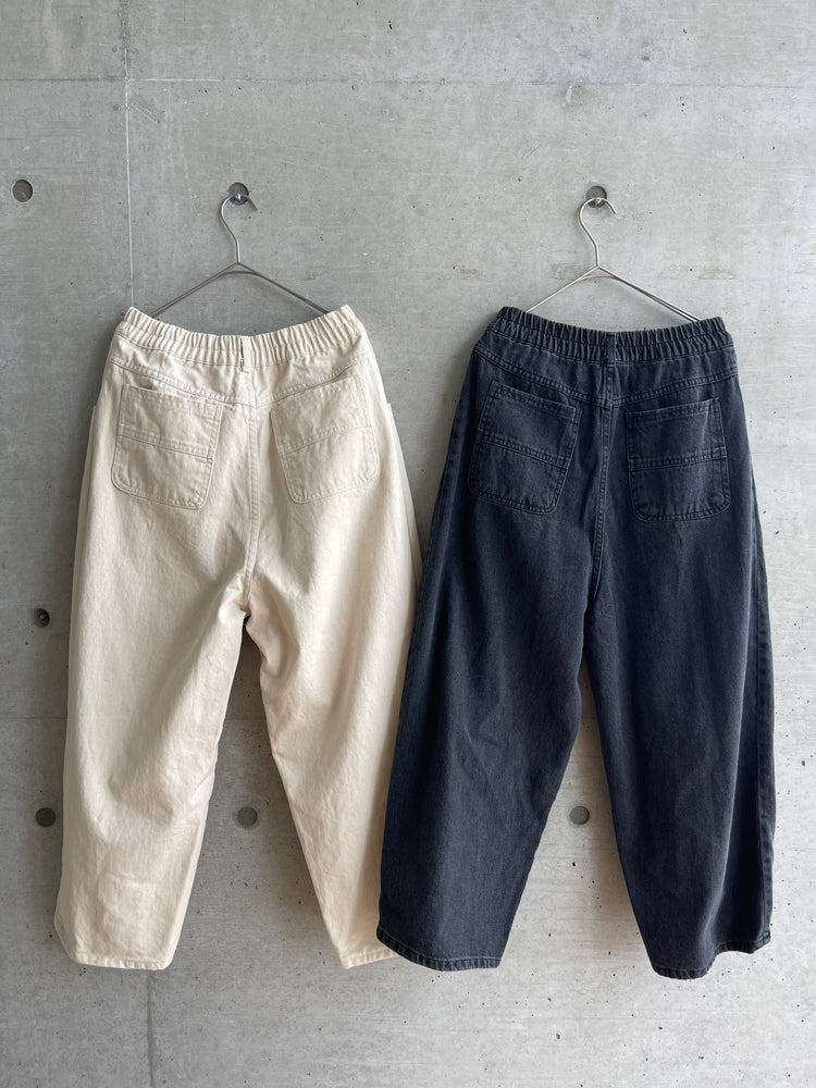 
                  
                    lip denim pants(mama＆kids)
                  
                