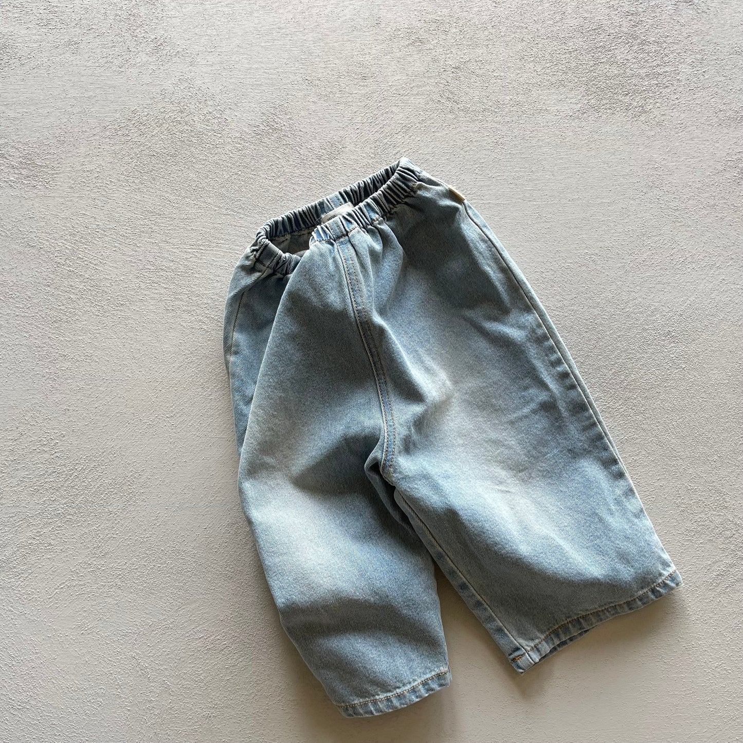 
                  
                    wash denim pants
                  
                